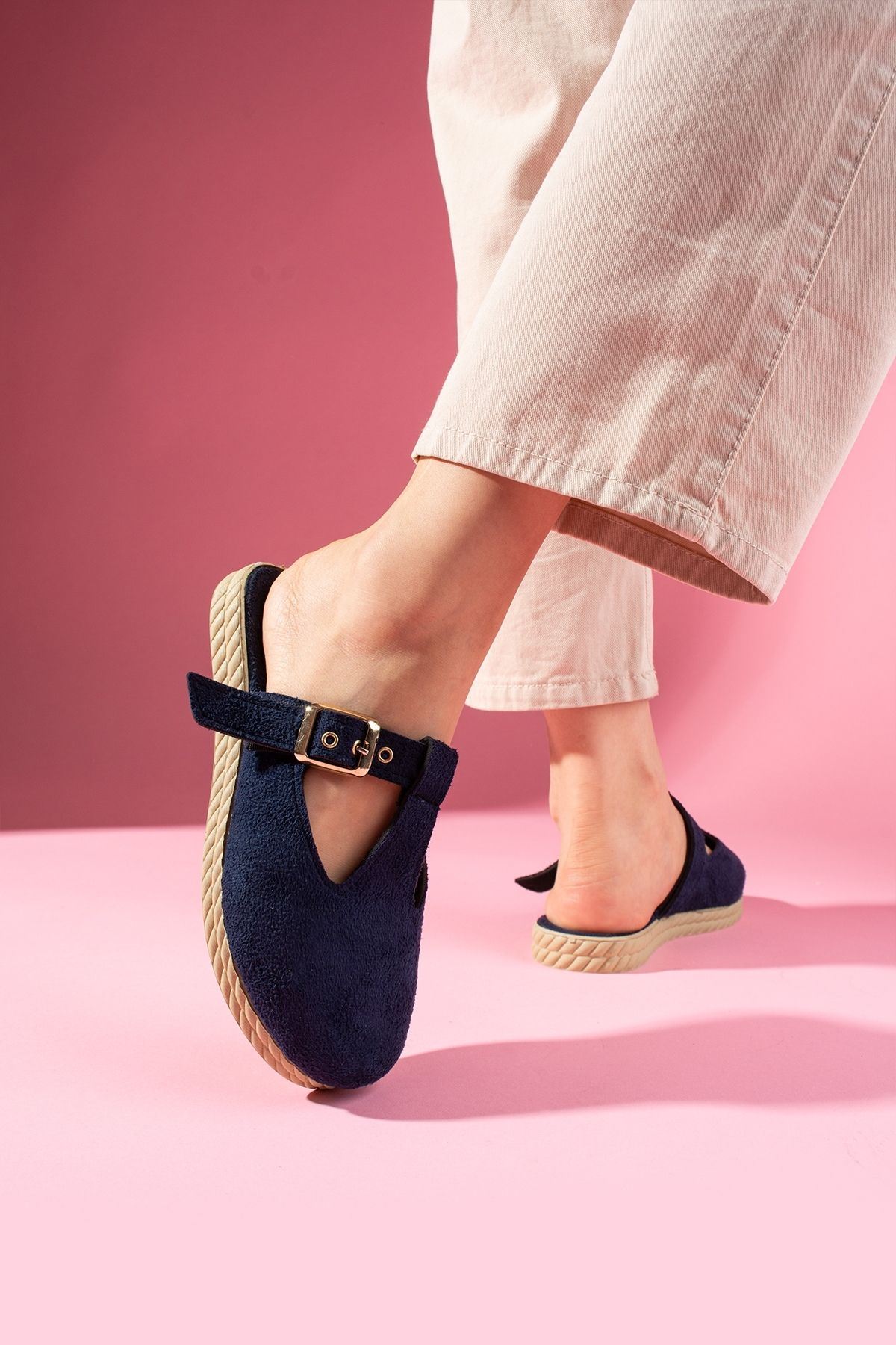 Sabrosa Lacivert Süet Tokalı Önü Kapalı Kadın Terliği