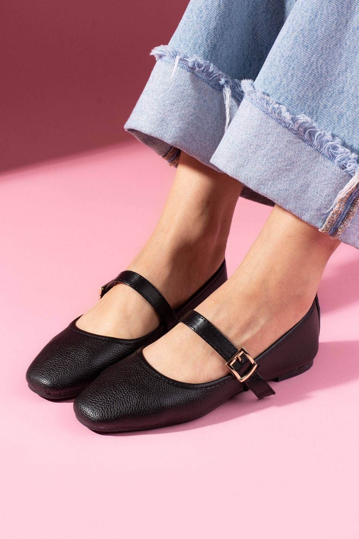 Valessa Siyah Natural Gold Tokalı Kemer Bantlı Babet