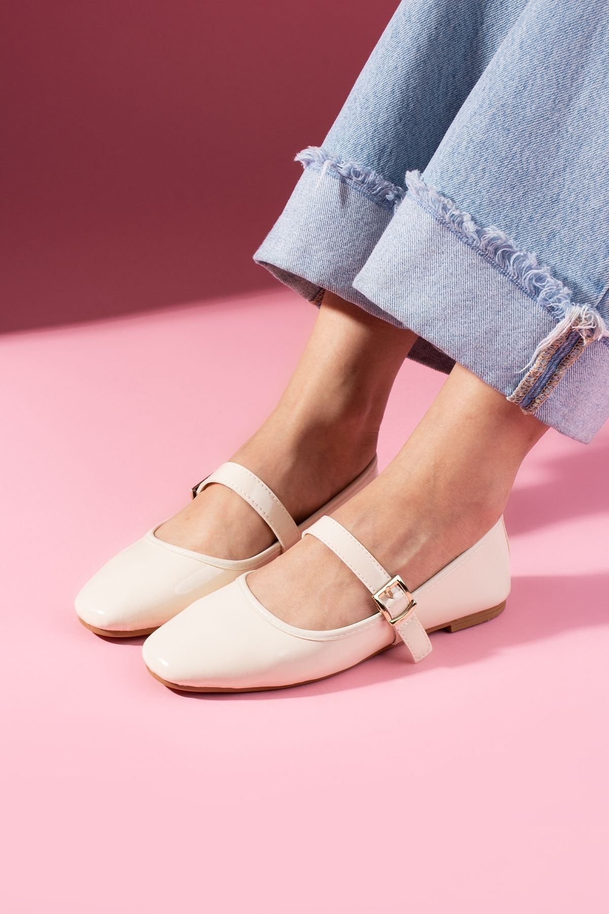 Valessa Bej Rugan Gold Tokalı Kemer Bantlı Babet