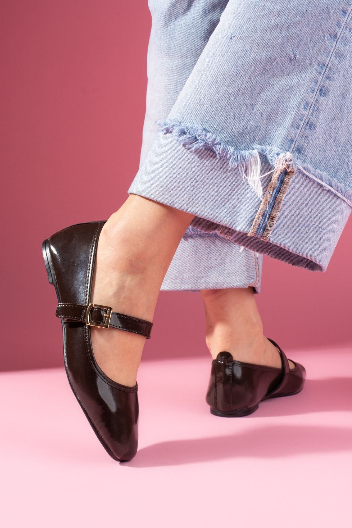 Valessa Kahverengi Rugan Gold Tokalı Kemer Bantlı Babet