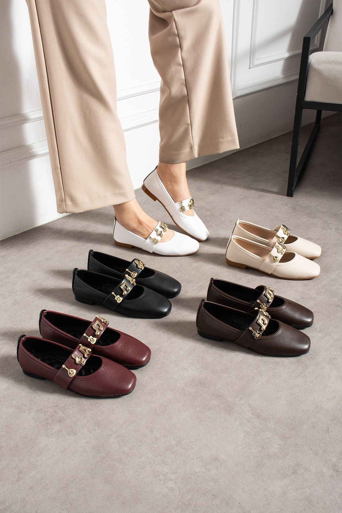 Melora Bordo Cilt Gold Nota Aksesuar Bantlı Babet