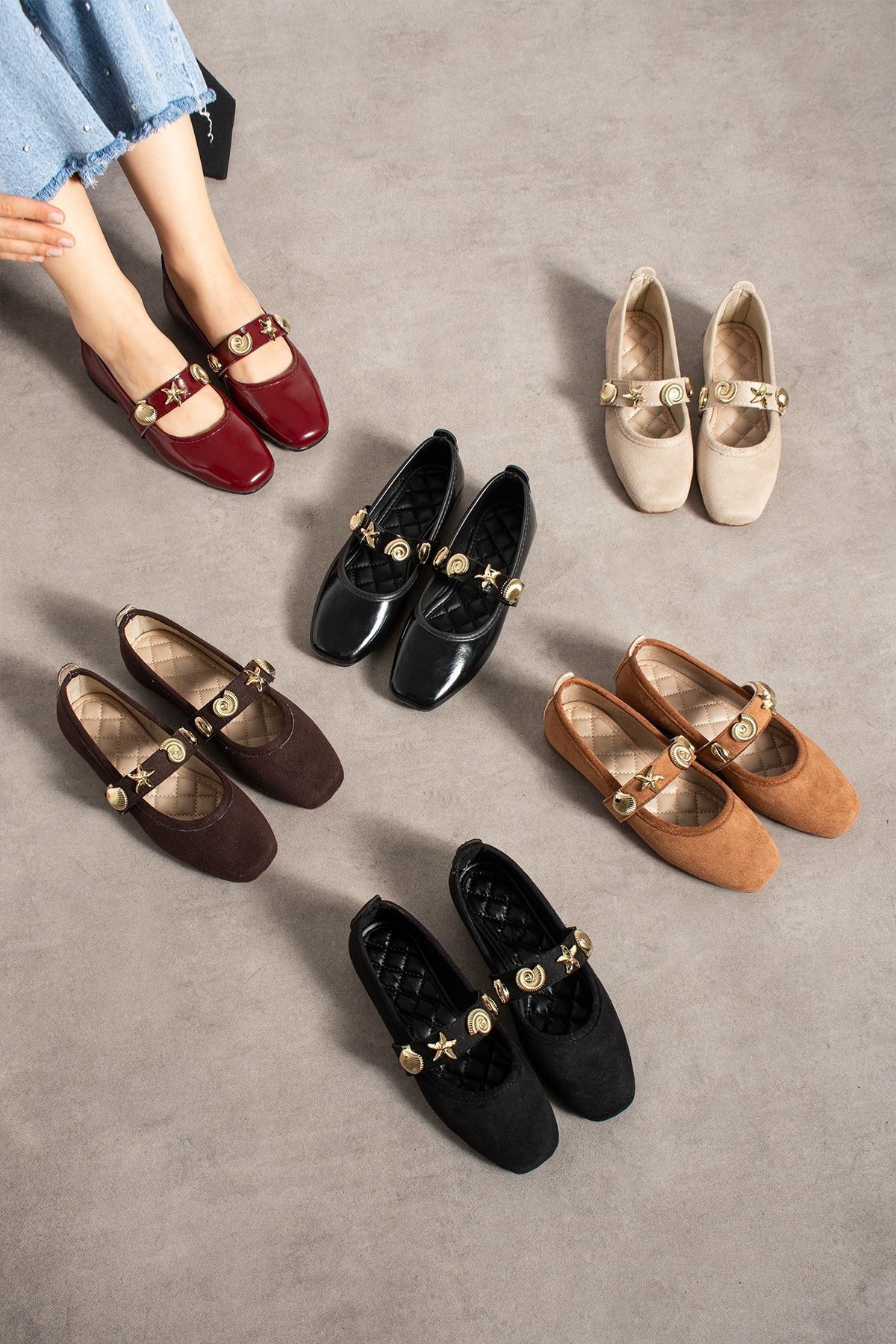 Marina Siyah Rugan Deniz Kabuğu Yıldız Aksesuar Bantlı Babet