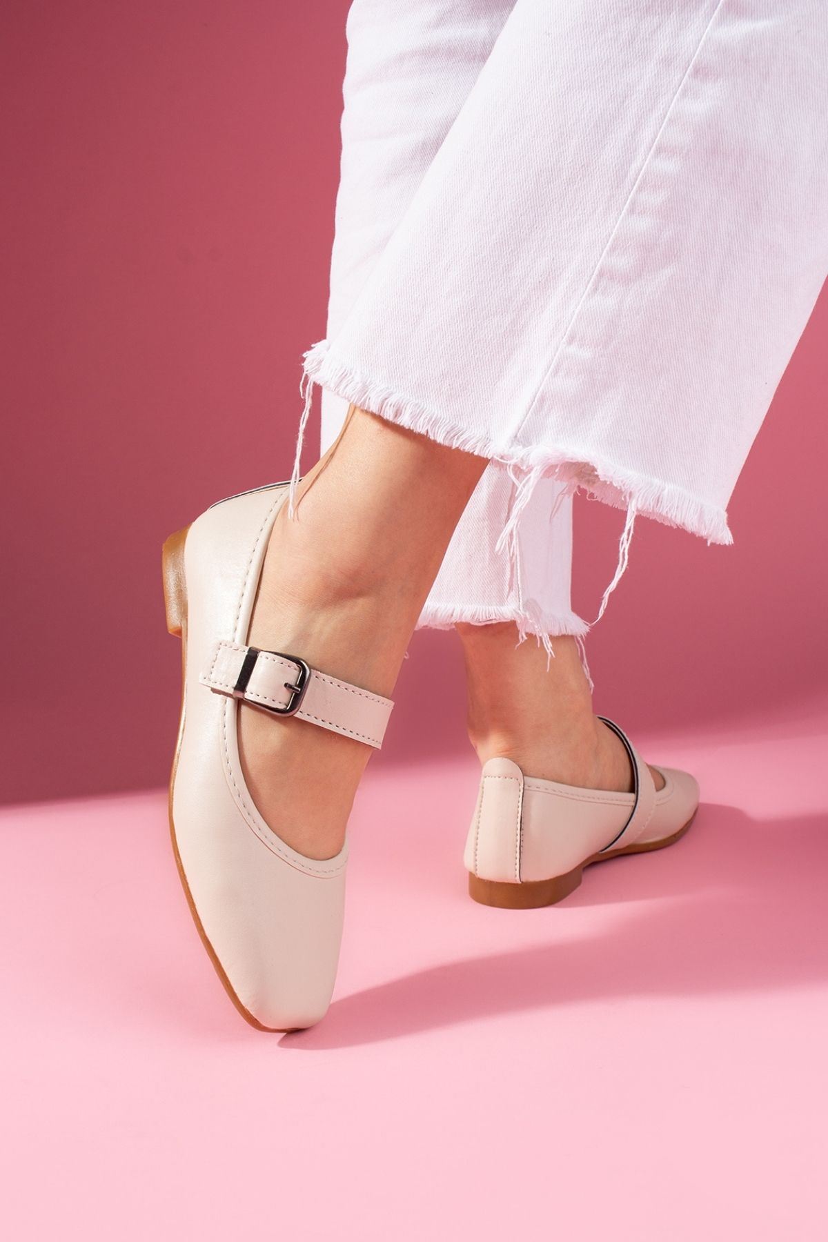 Lorena Bej Cilt Gold Tokalı Kalın Bantlı Babet