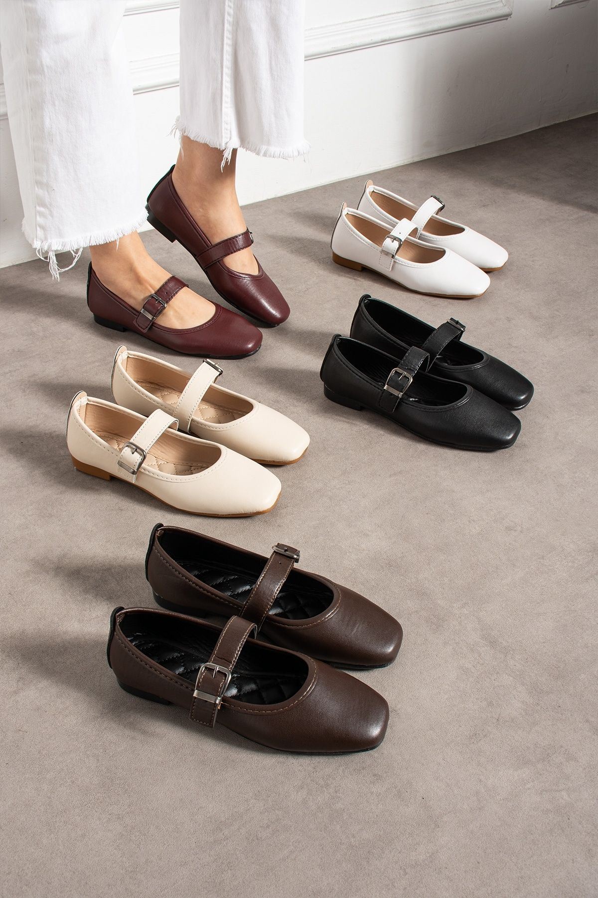 Lorena Kahverengi Cilt Gold Tokalı Kalın Bantlı Babet