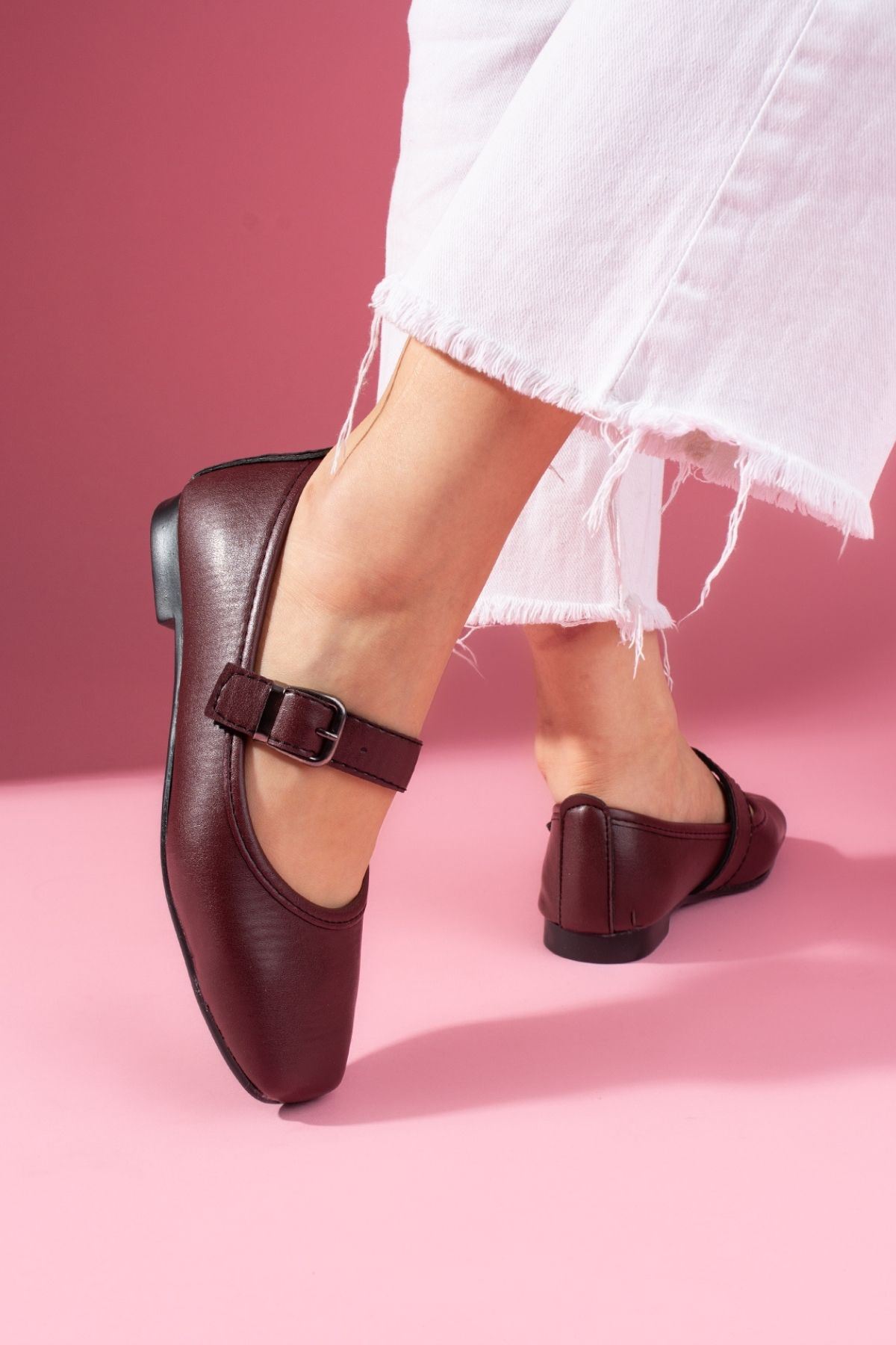 Lorena Bordo Cilt Gold Tokalı Kalın Bantlı Babet