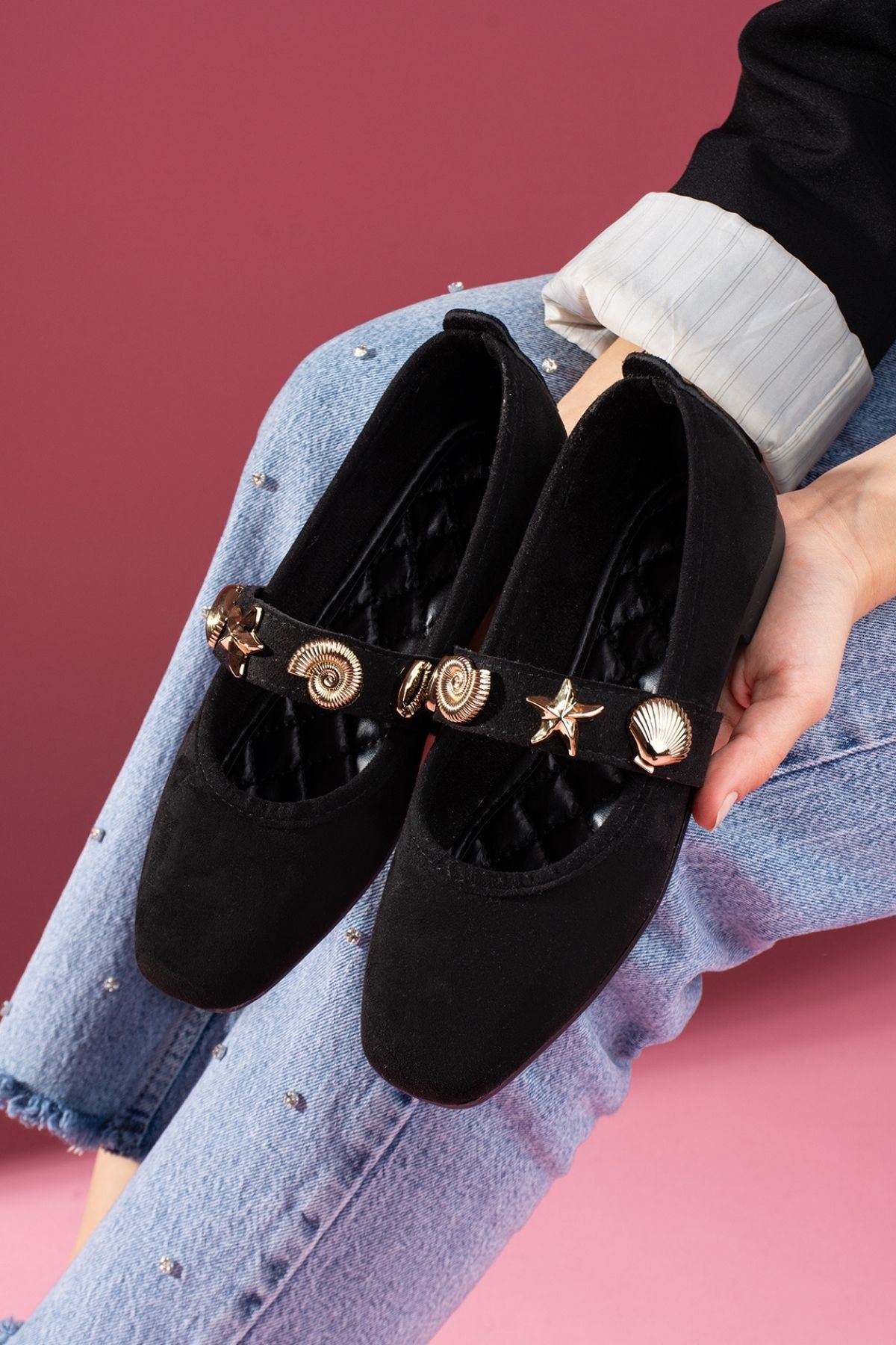 Marina Siyah Süet Deniz Kabuğu Yıldız Aksesuar Bantlı Babet