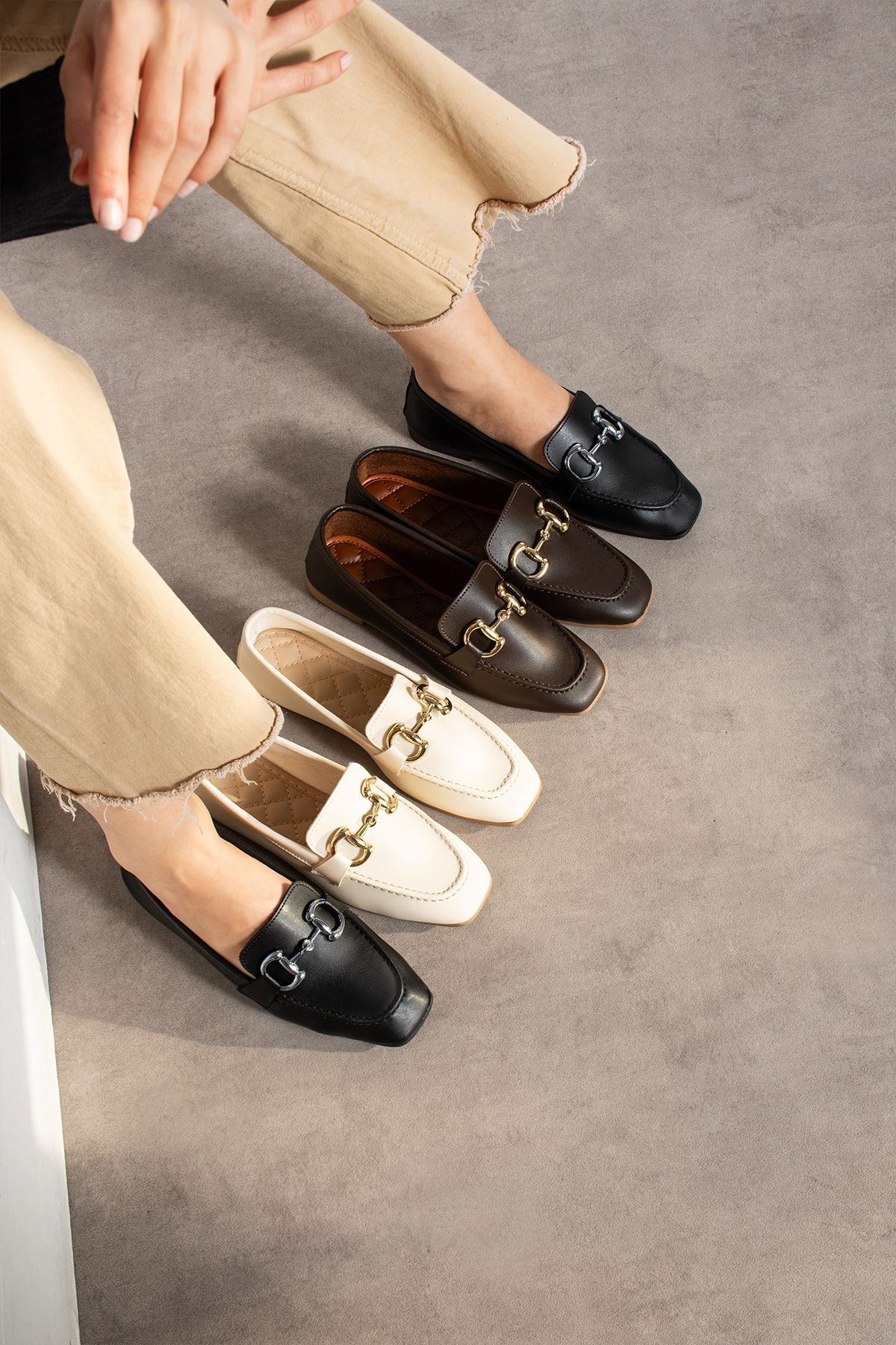 Arven Siyah Cilt Saraçlı Tokalı Loafer Babet