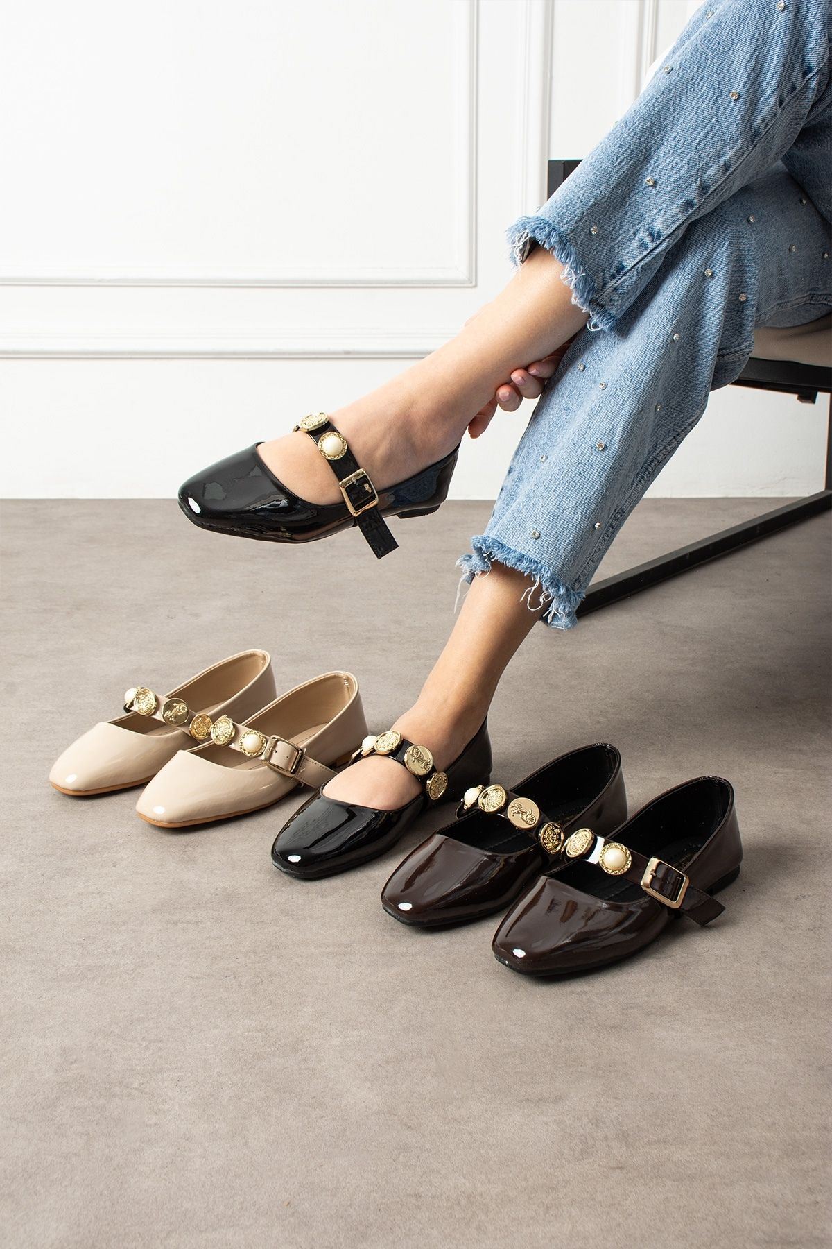 Colette Vizon Rugan Gold Tokalı İnci ve Mühür Aksesuar Bantlı Babet