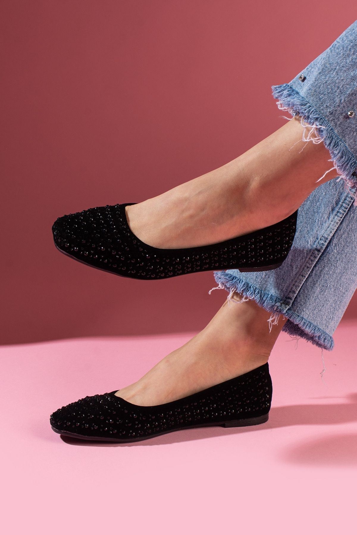 Clarice Siyah Süet Taş İşlemeli Babet