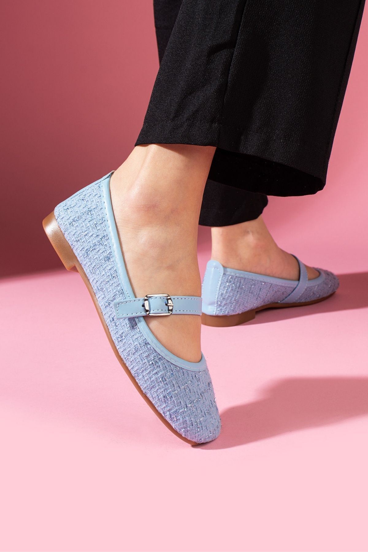 Camelia Bebe Mavisi Simli Kumaş Nikel Tokalı Kemer Bantlı Babet