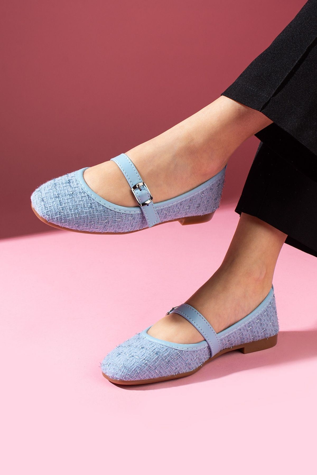 Camelia Bebe Mavisi Simli Kumaş Nikel Tokalı Kemer Bantlı Babet