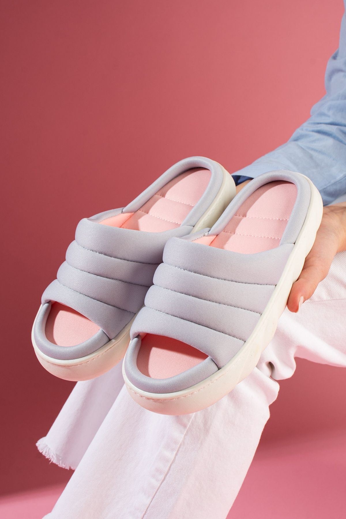 Avenza Gri İçi Pudra Ultra Hafif Bulut Tabanlı Dolgu Bantlı Terlik