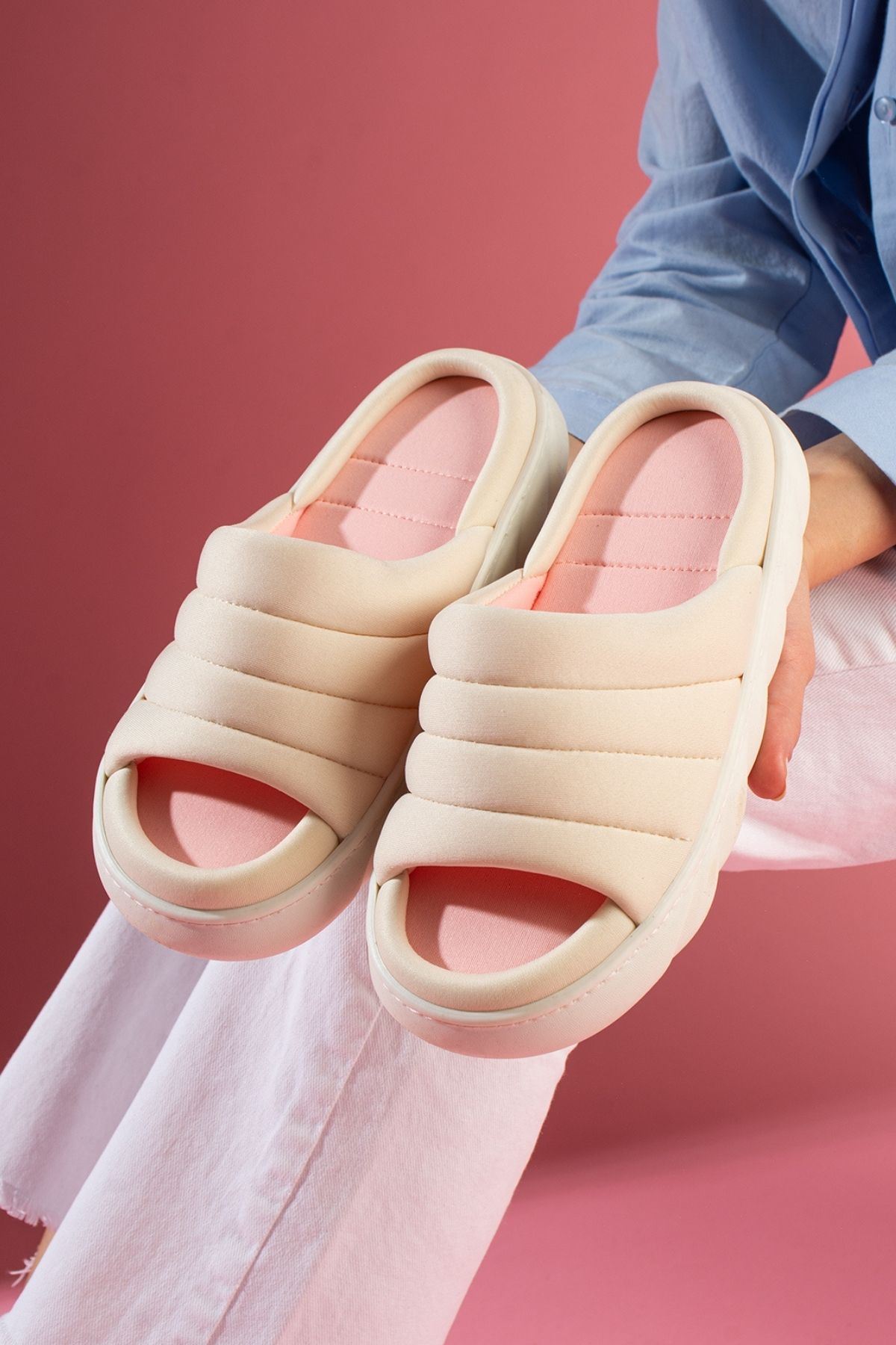 Avenza Bej İçi Pudra Ultra Hafif Bulut Tabanlı Dolgu Bantlı Terlik