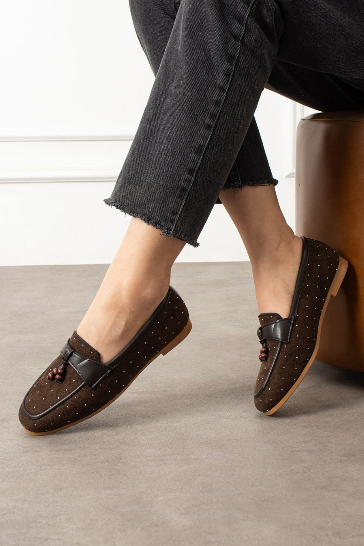 Padova Kahverengi Mini Taşlı Püsküllü Ahşap Boncuk Detaylı Loafer Babet Günlük Ayakkabı