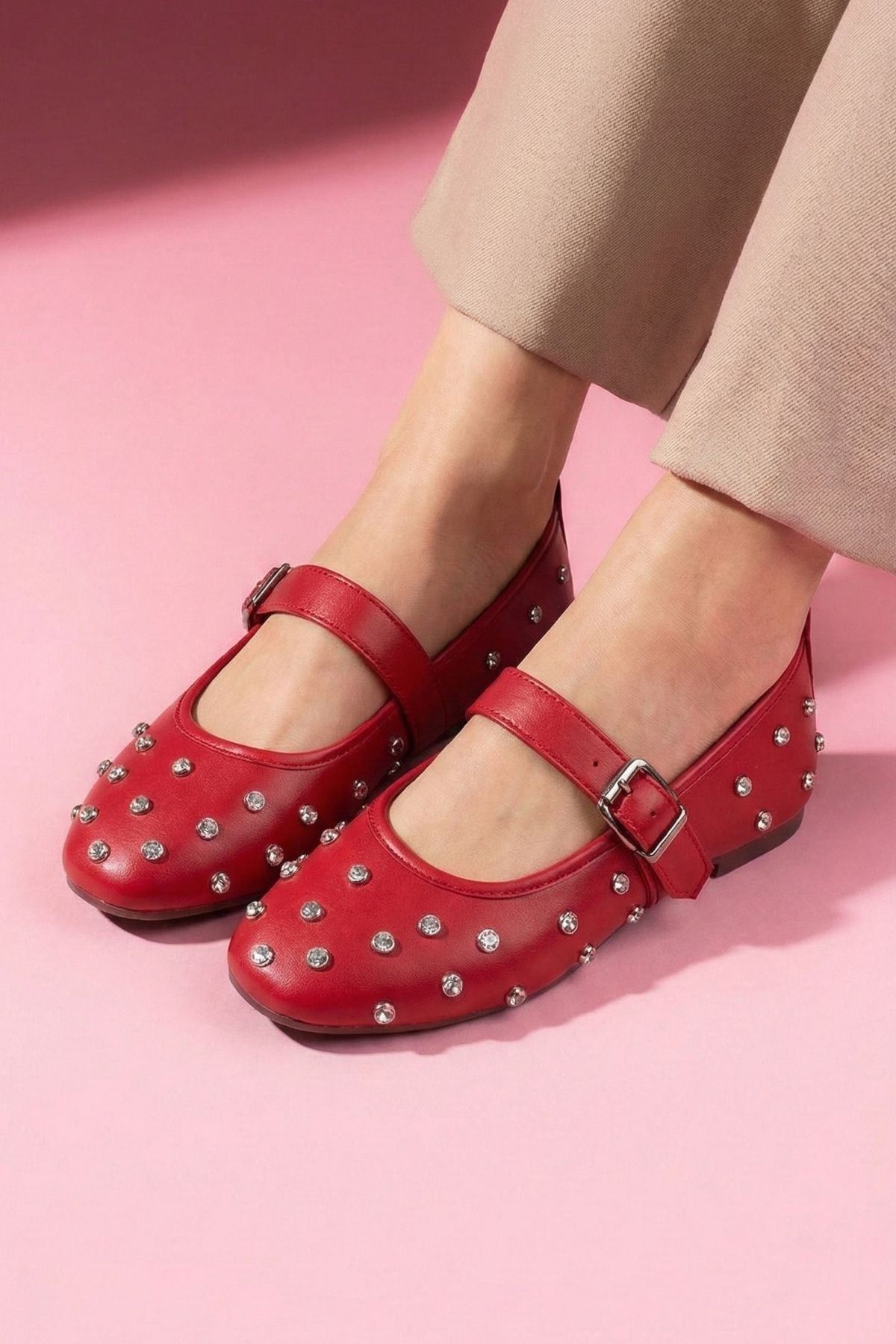 Argent Kırmızı Cilt Kristal Zımba Taşlı Kemerli Premium Babet