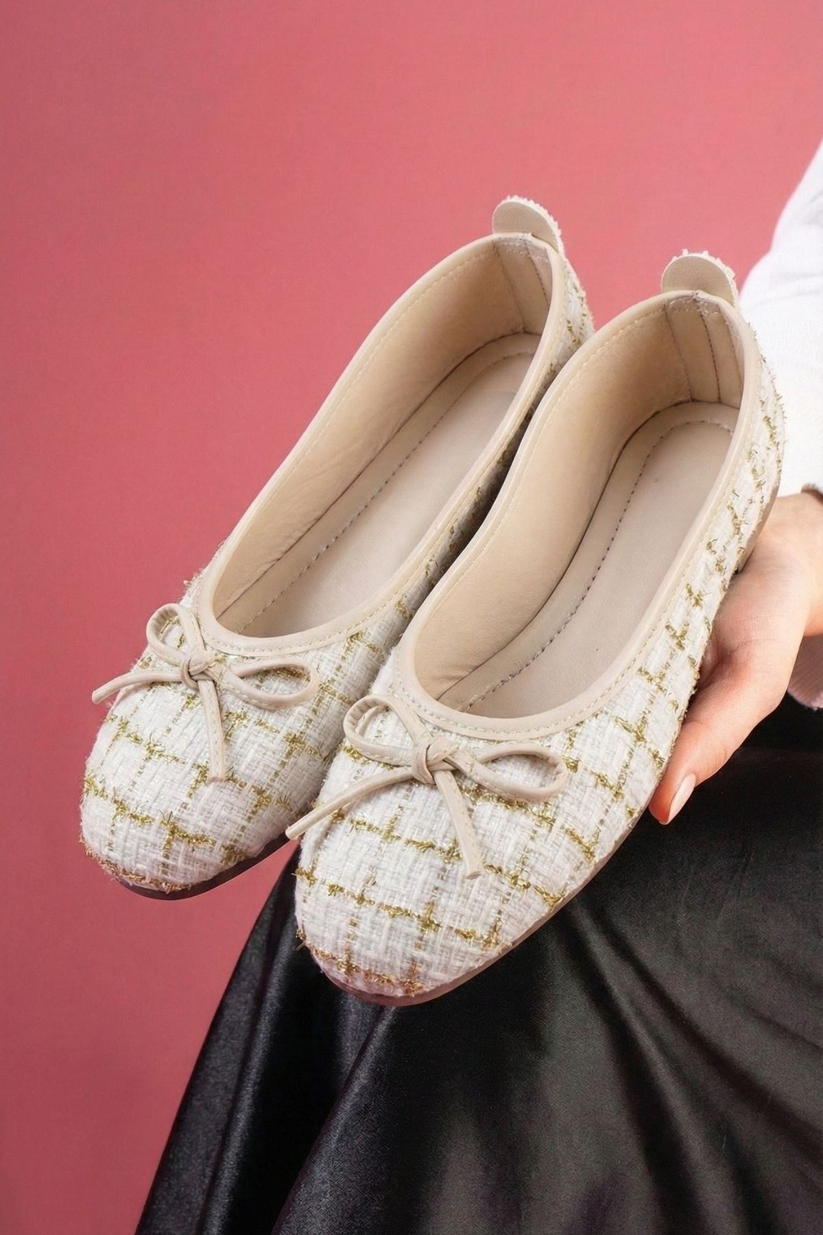 Lavinia Bej Simli Kumaş Mini Fiyonklu Babet