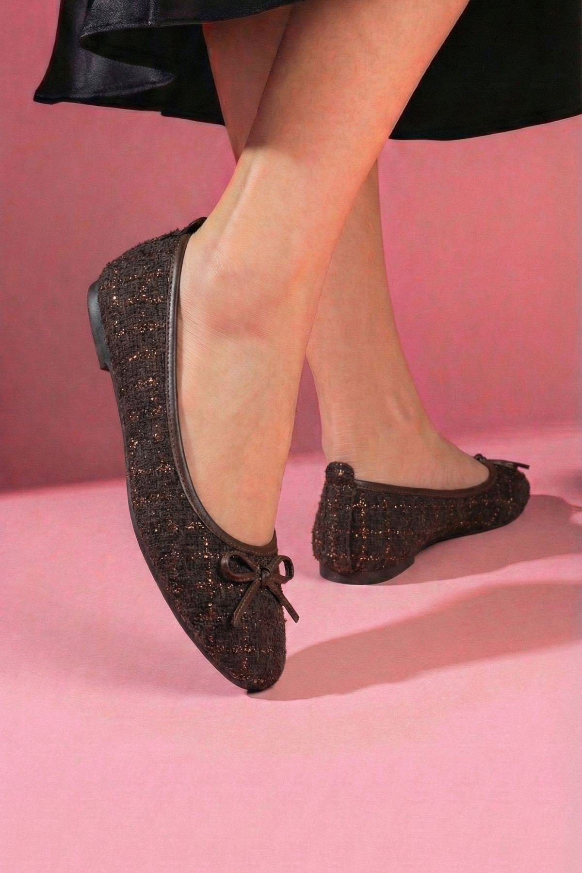 Lavinia Kahverengi Simli Kumaş Mini Fiyonklu Babet