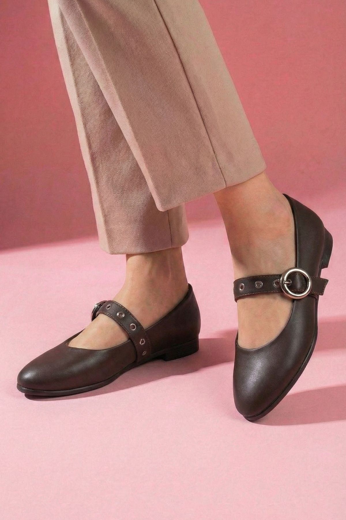 Allegra Kahverengi Cilt Nikel Halka Tokalı Kemer Bantlı Babet