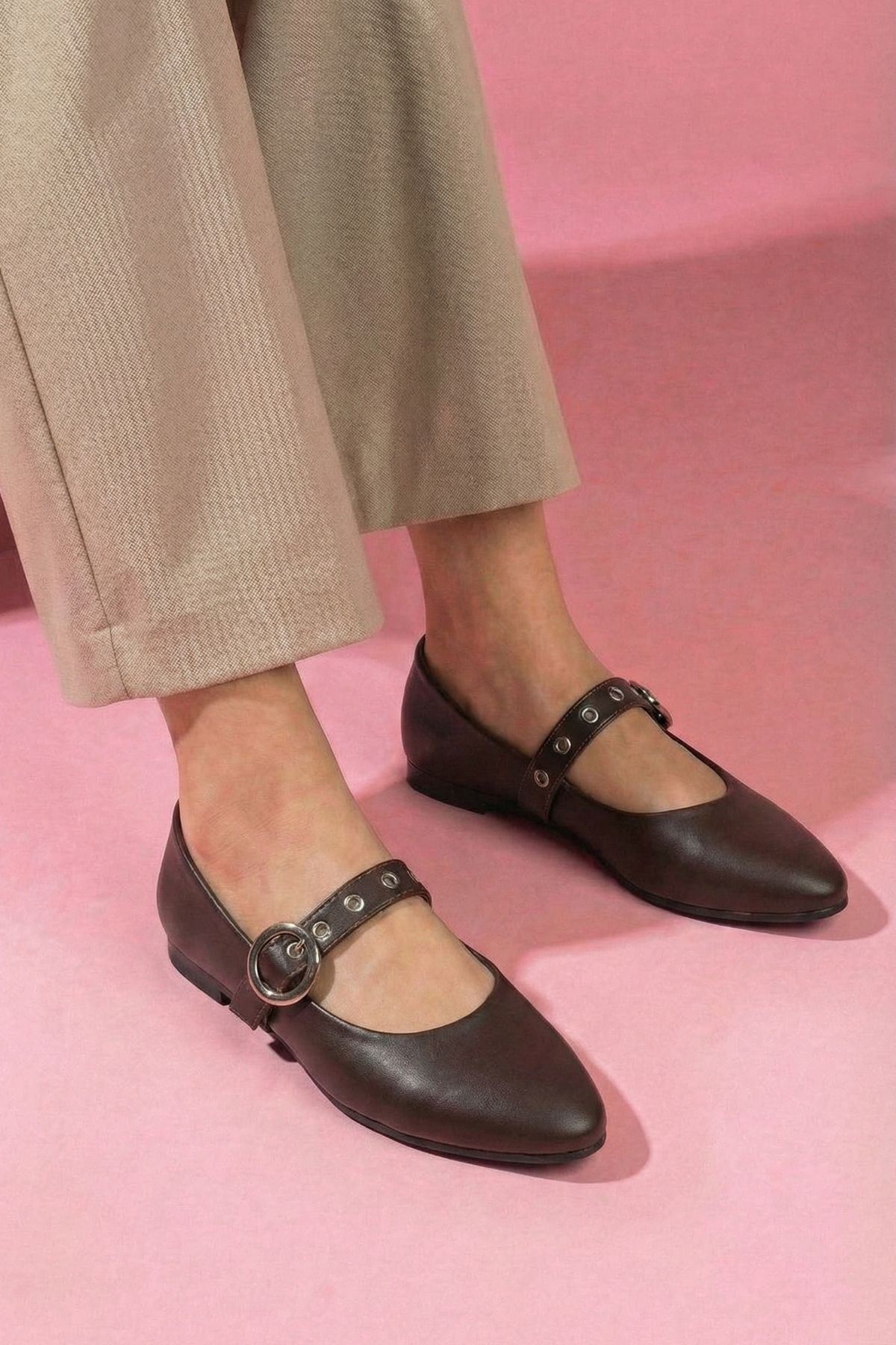 Allegra Kahverengi Cilt Nikel Halka Tokalı Kemer Bantlı Babet