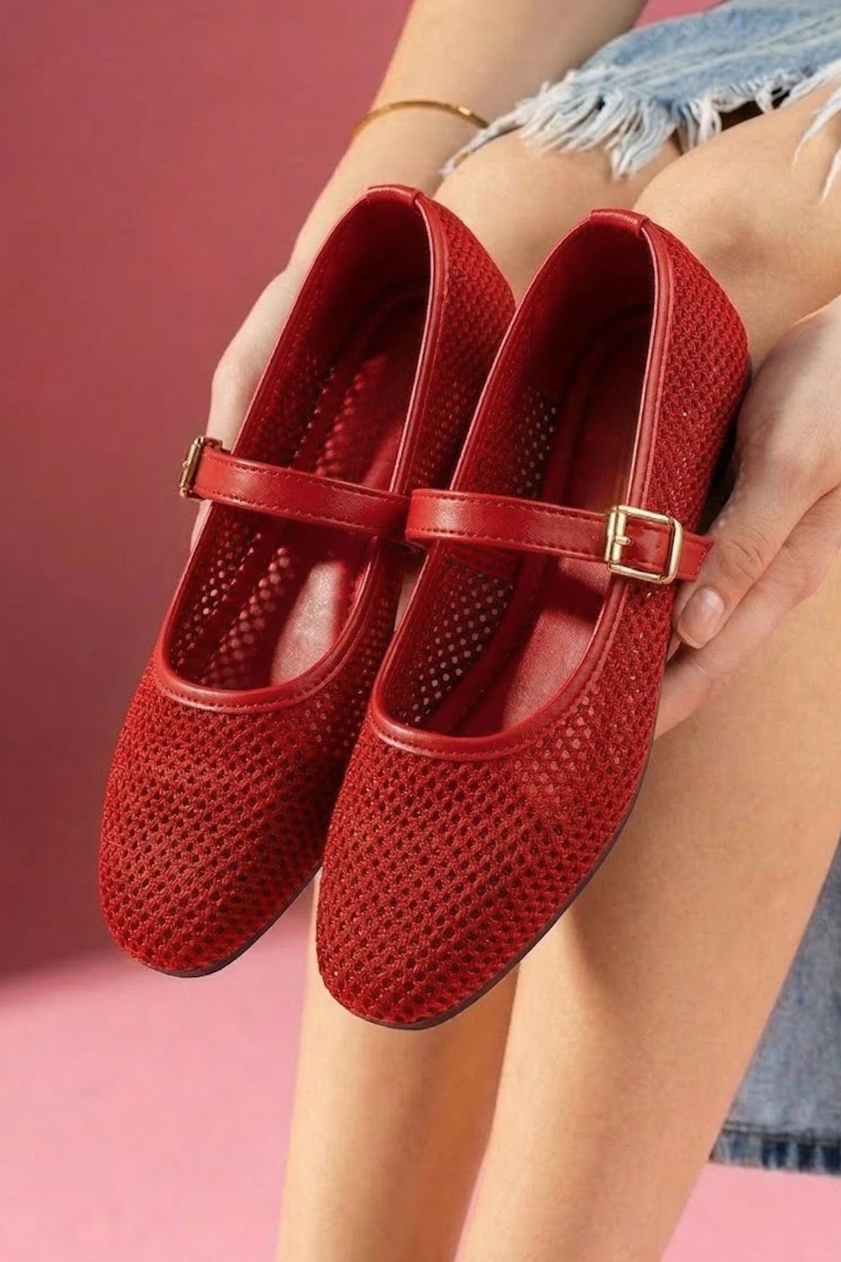 Avila Kırmızı Fileli Gold Tokalı Kemer Bantlı Babet