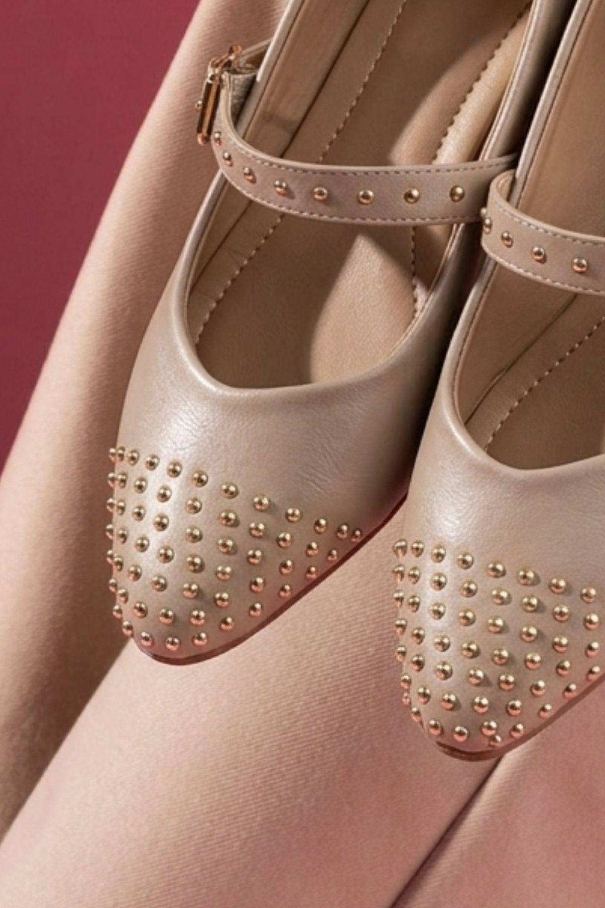 Rivoli Vizon Kırışık Rugan Metal Mini Troklu Kemer Bantlı Sivri Kalıp Premium Babet