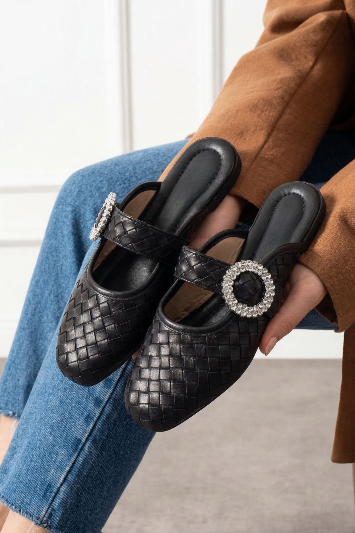 Nordy Siyah Örgü Dokulu Taş Tokalı Şık Günlük Model Kadın Terlik 