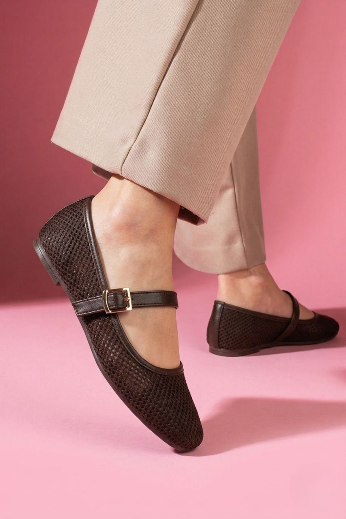 Avila Kahverengi Fileli Gold Tokalı Kemer Bantlı Babet