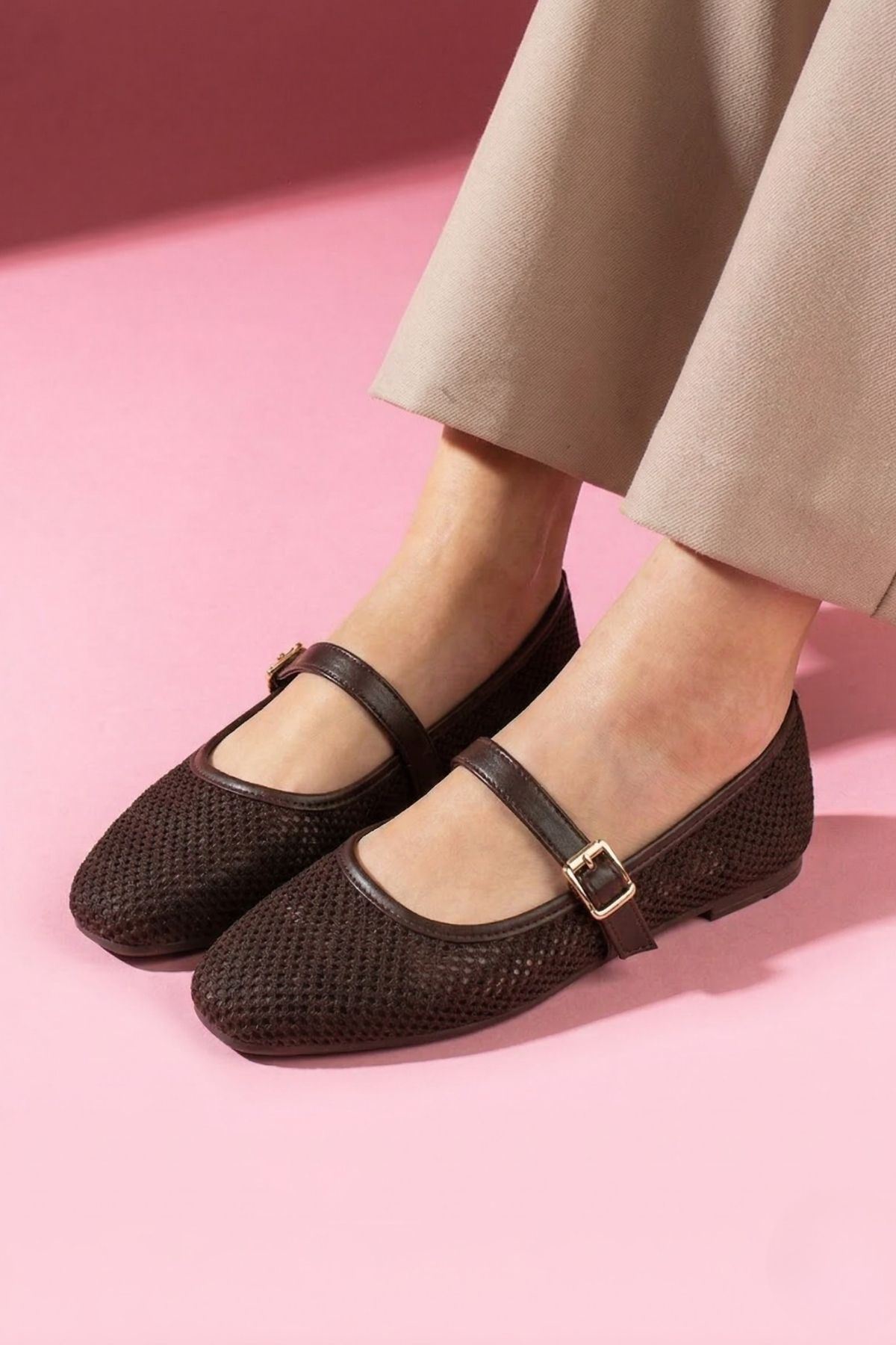 Avila Kahverengi Fileli Gold Tokalı Kemer Bantlı Babet