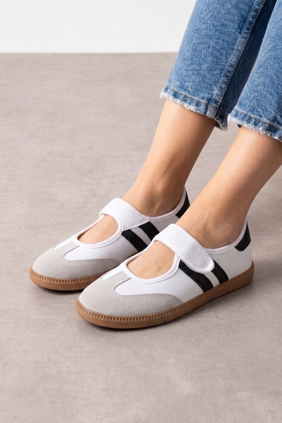 Vicenza Beyaz Siyah Şeritli Bantlı Spor Sneaker Ayakkabı