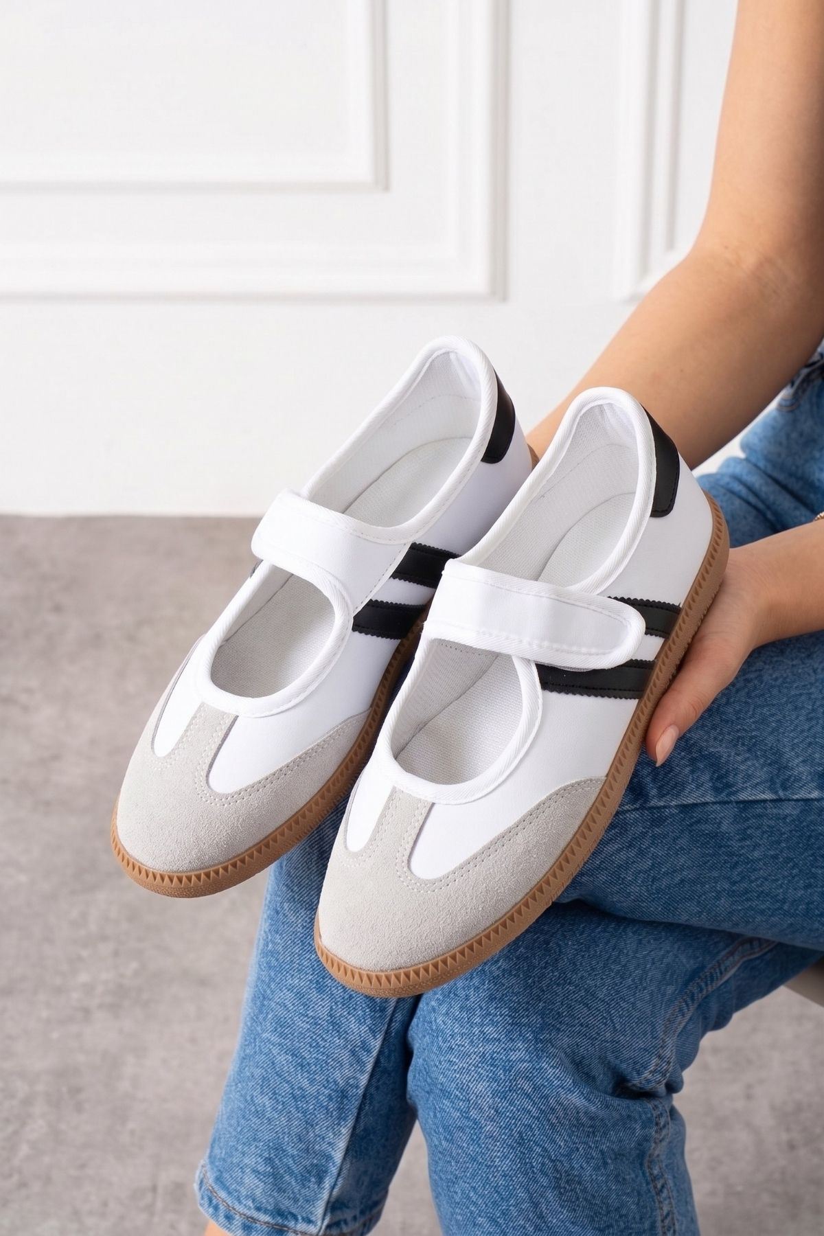 Vicenza Beyaz Siyah Şeritli Bantlı Spor Sneaker Ayakkabı