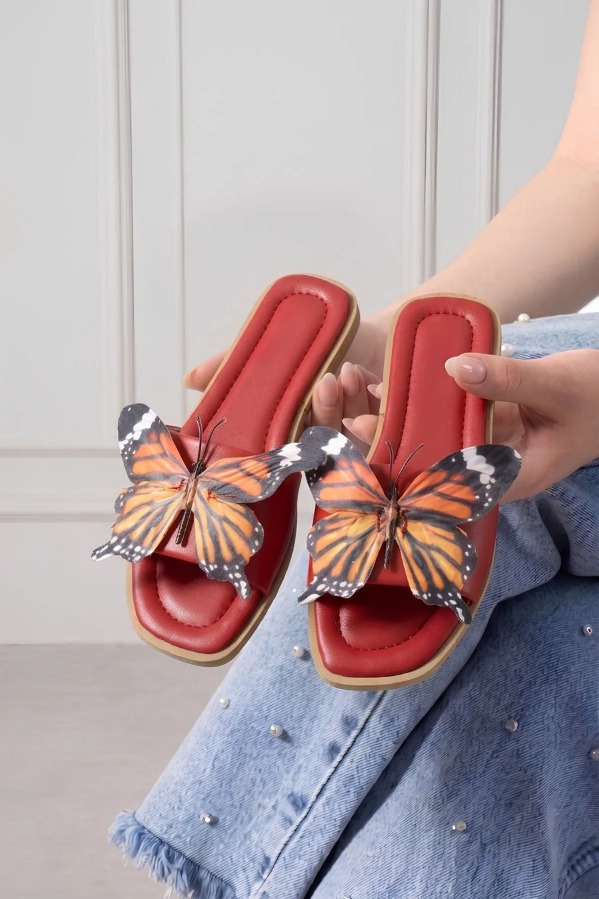 Papillon Kırmızı Kumaş Kelebek Detaylı Terlik