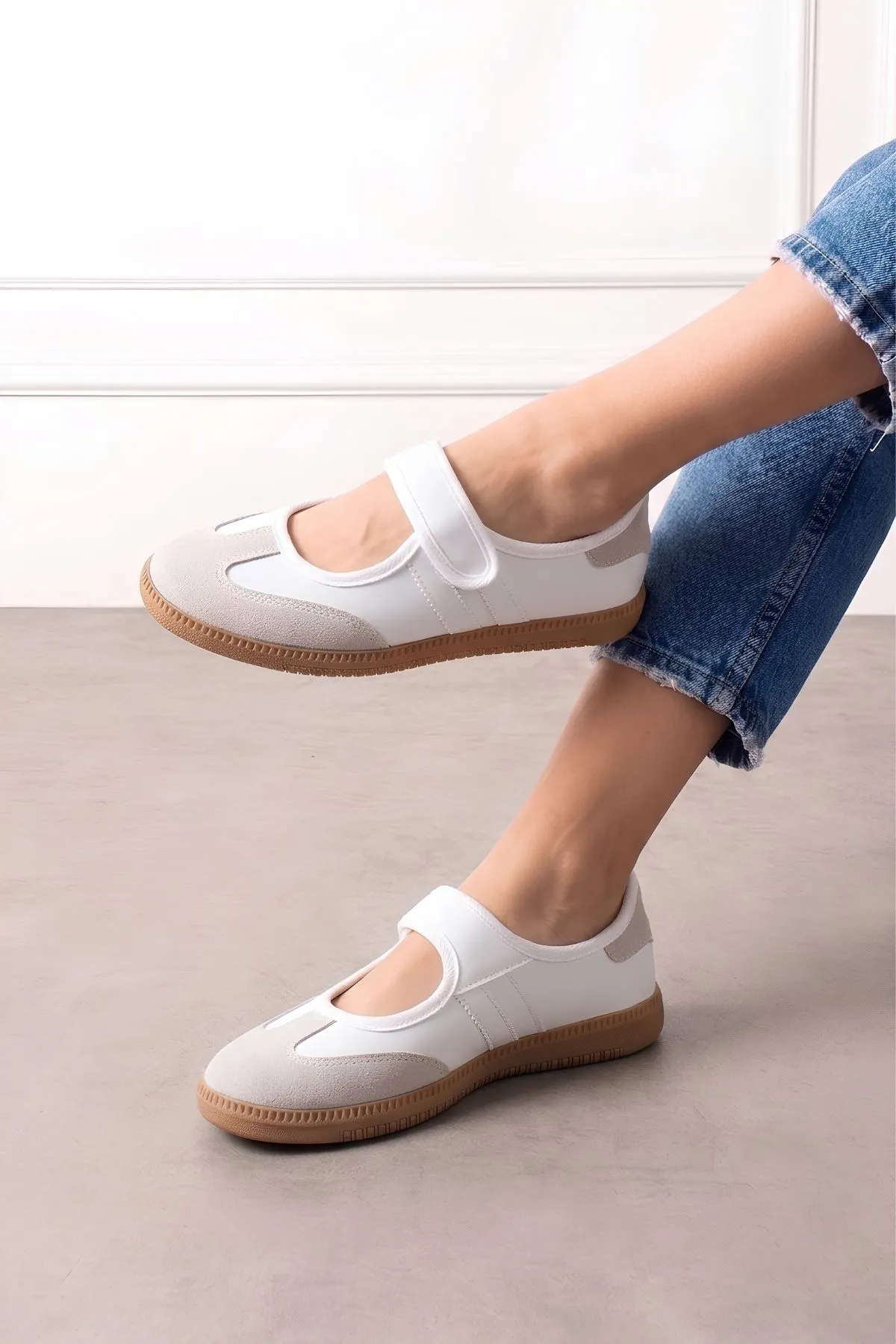 Vicenza Beyaz Şeritli Bantlı Spor Sneaker Ayakkabı