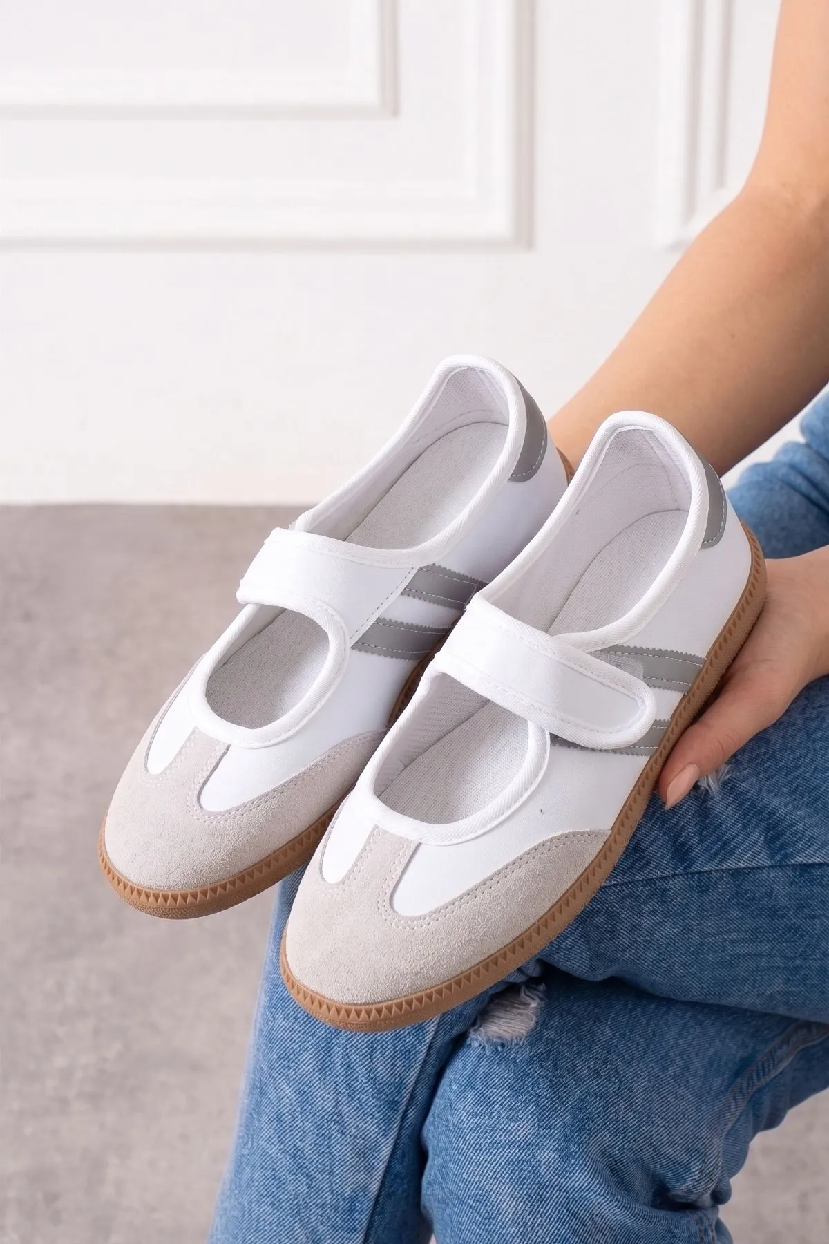 Vicenza Beyaz Gri Şeritli Bantlı Spor Sneaker Ayakkabı