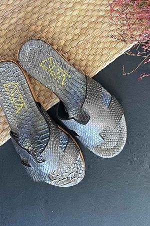 Mers Gümüş Dragon H Kesim Deri Terlik 