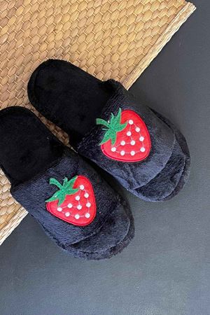 Pize Siyah Çilek Figürlü Önü Açık Ev Terliği