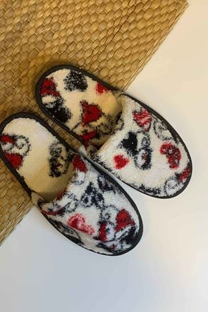 First Beyaz Kalp Desenli Ev Terliği  