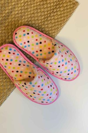 First Pudra Puantiyeli Ev Terliği 