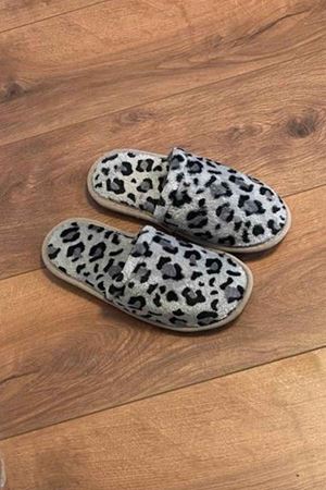 First  Gri Leopar Desenli   Ev Terliği  