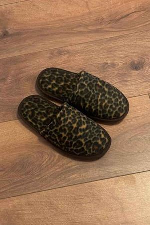 First  Mat Kahve Rengi  Leopar Desenli   Ev Terliği  