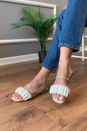 Summer   Beyaz   Büzgülü  Taş İşlemeli Arkası  Lastikli   Sandaket  