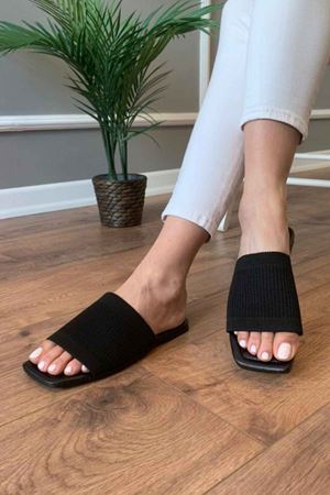 Violet  Siyah  Triko İşlemeli  Termo Taban Terlik 