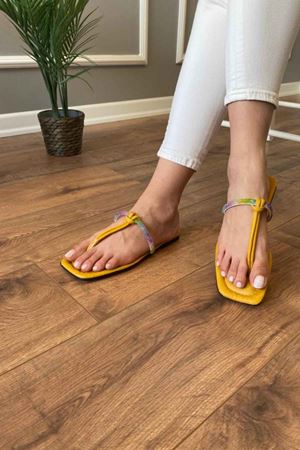 Hector  Hardal Renkli Taş İşlemeli Parmak Arası  Terlik    