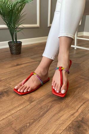 Hector  Kırmızı Renkli Taş İşlemeli Parmak Arası  Terlik   