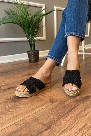  Megan Siyah  İşleme  Detaylı  Terlik   