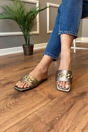 Etta  Platin Düz  Zincir  Kemerli   Terlik  