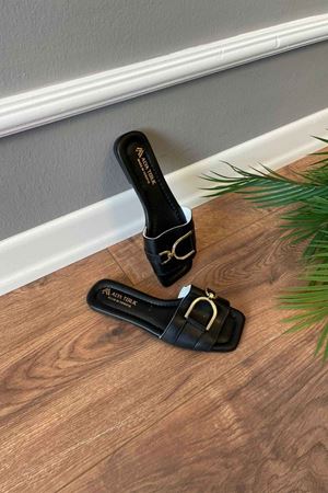 Alvis   Siyah Küçük D Toka  Kemerli Terlik  