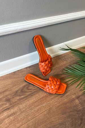 Luzern Turuncu Saç Örgülü  Terlik   