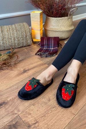 Pablo   Siyah Çilek Figürlü Kapalı  Ev Terliği   