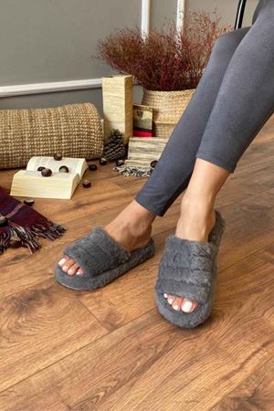 Kelvin  Gri Şeritli Peluş  Önü Açık Ev Terliği