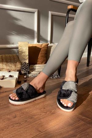 Tessa Siyah - Gri   Geçirmeli  Çift Bantlı Önü Açık Ev Terliği   